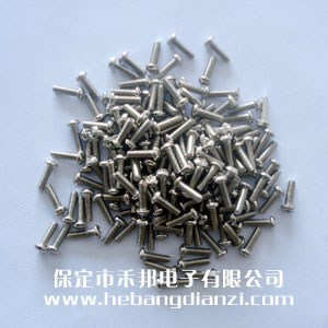 圓頭螺釘M2.5*8mm