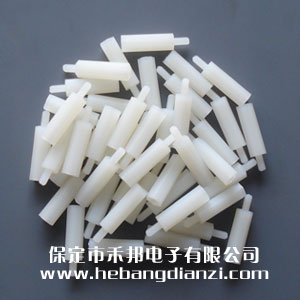 尼龍M3*20+6mm