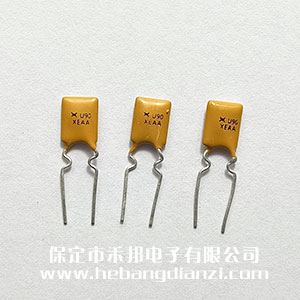 自恢復保險絲30V 0.9A